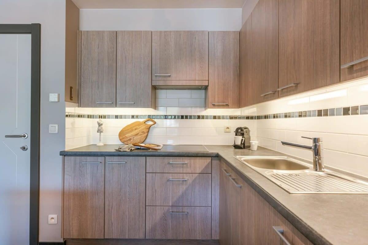 Huswell - Bright Apartment With Parking Near The Beach Bredene Exterior photo