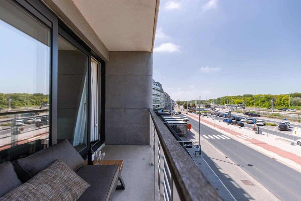 Huswell - Bright Apartment With Parking Near The Beach Bredene Exterior photo